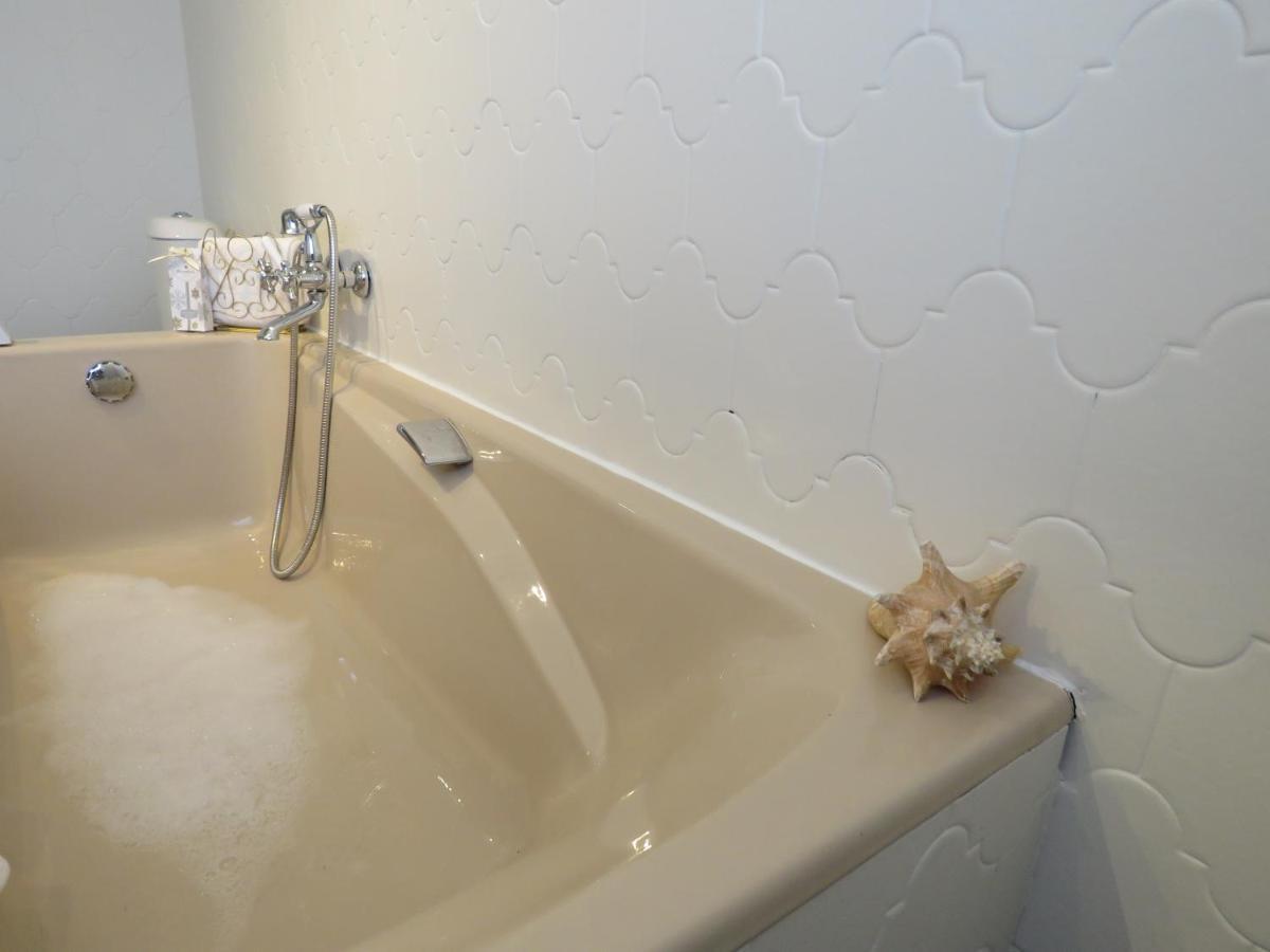 Guesthouse La Maison De Fille Diest Ngoại thất bức ảnh